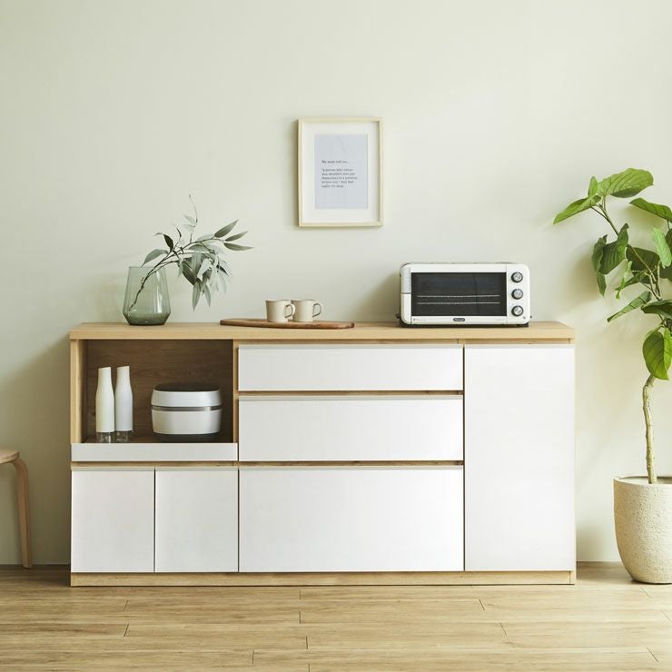 ロータイプ食器棚アンサンブル 木目とマットホワイトが落ち着いた雰囲気