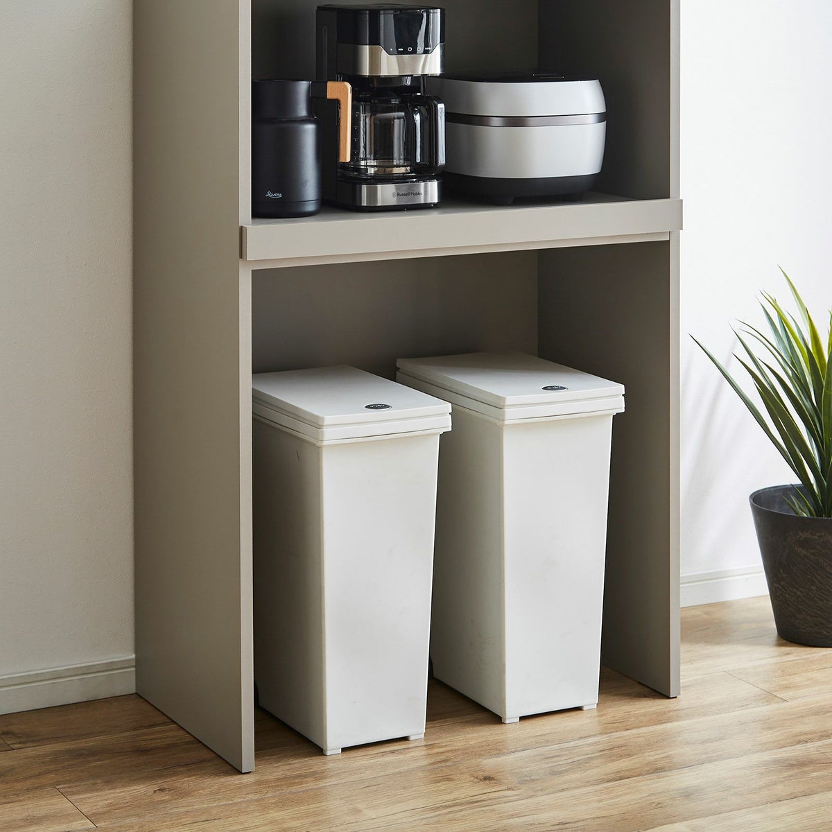 必要時だけ引き出せる便利なスライドテーブル