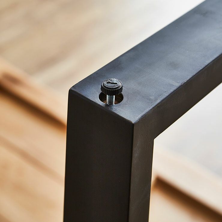 QC／ブラック脚デザインのテーブル脚