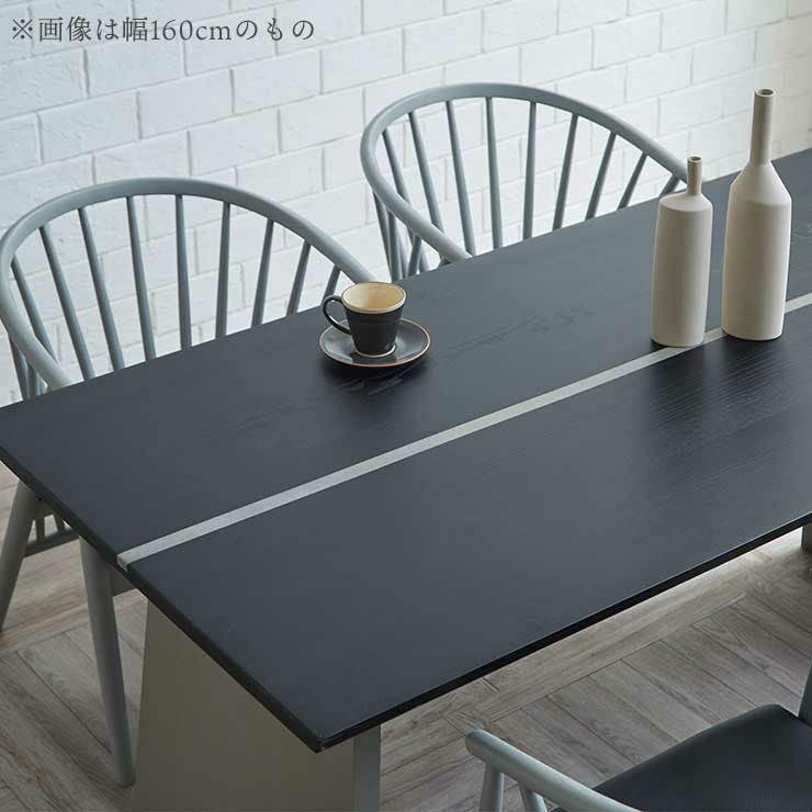 天板にグレーラインを加えたワンポイントデザイン