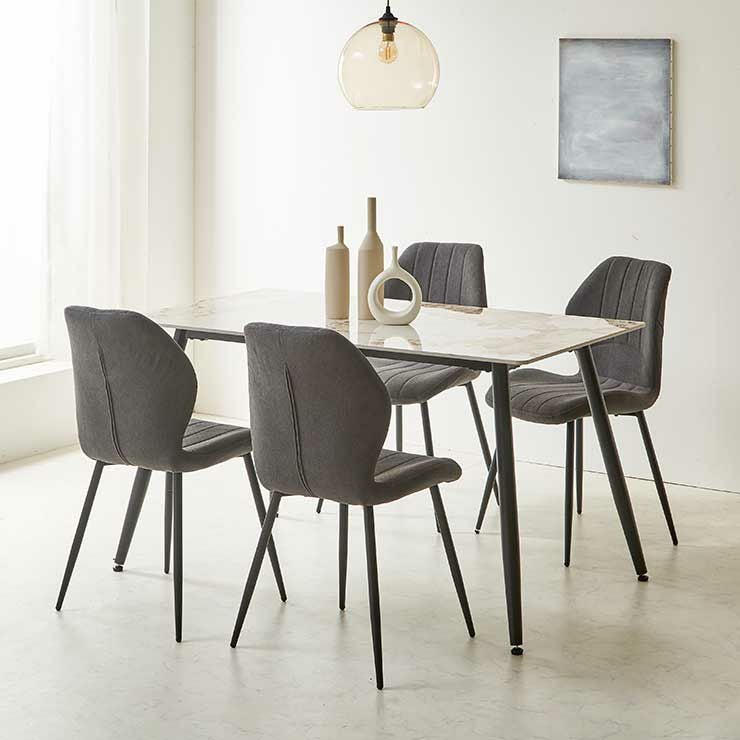 ブラックカラー 高級感と重厚感のあるモダン仕様